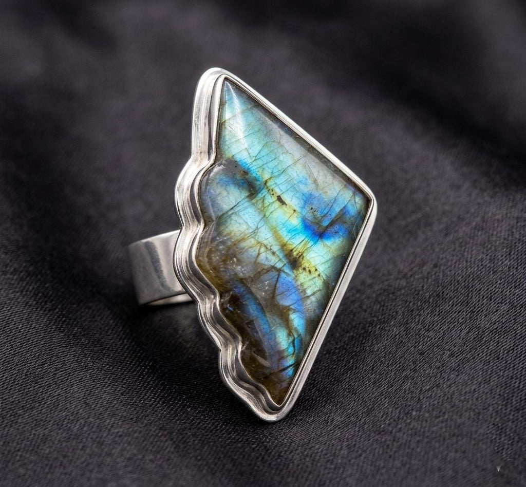 Large Geometric Labradorite Ring, Sterling Silver Statement, Blue Flash Labradorite Jewelry, Unique Scalloped Edge Ring, Boho Gift for Her