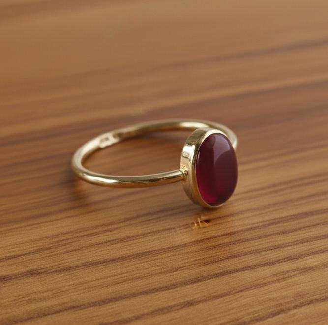 Natural Garnet Oval Ring, 925 sterling silver prong Setting, Minimalist Red Gemstone (8x10mm) gold plated