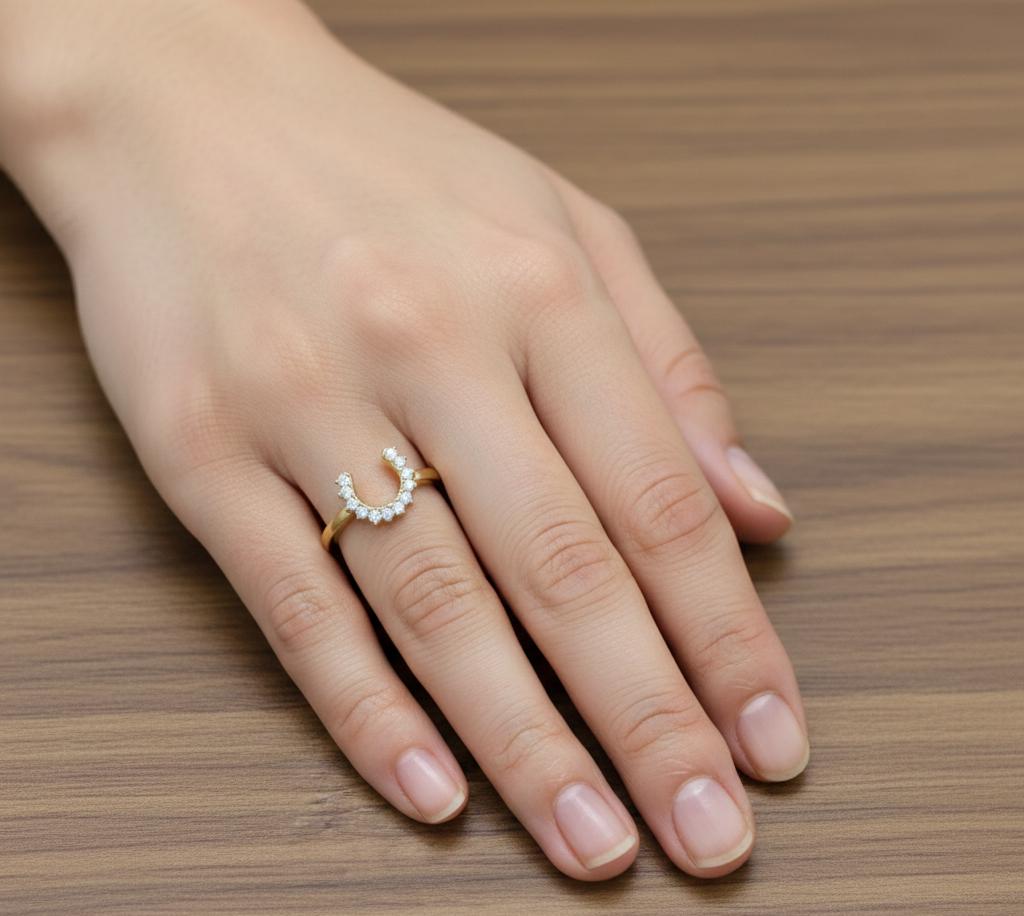 Solid 925 sterling silver Gold Horseshoe Ring with Zircon, Prong Setting Round Stone