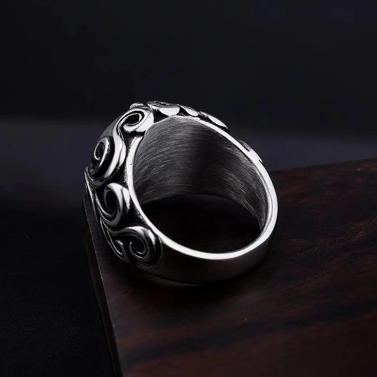 Floral Sterling Silver Labradorite Signet Ring, Mens Heavy Ring (12mm)